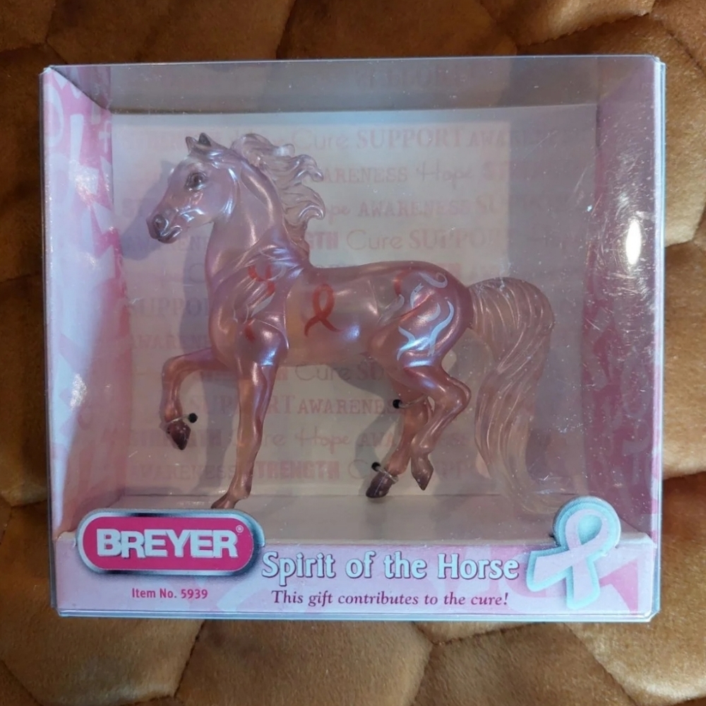 Breyer Stablemate size Special Run Breast Cancer, NIB